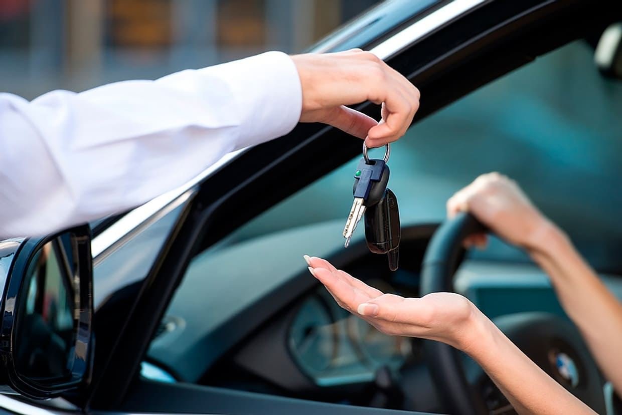 Tras el volante: el exclusivo mundo de los clubes de propietarios de superdeportivos